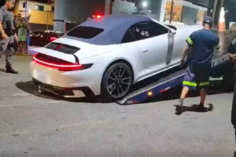 PM apreende Porsche e Camaro de influenciadores durante racha em Peruíbe